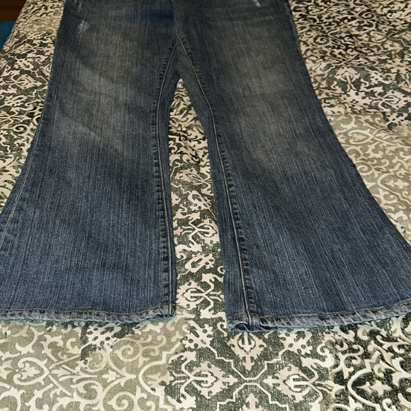 American Eagle distressed jeans, 12/short - Picture 10 of 10